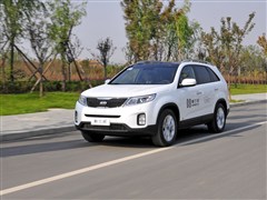 2013款 2.4 7座汽油至尊UVO版