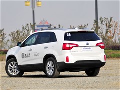 2013款 2.4 7座汽油至尊UVO版