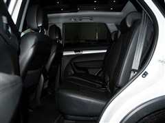 2013款 2.2T 5座柴油至尊版