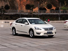 2013款 2.5L XL-UpperNAVI Tech尊贵版
