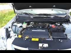 2012款 精英版 改款 1.6L 手动豪华型DVVT