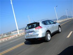 2014款 2.5L CVT至尊版 4WD