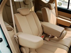 2007款 2.0L 7座豪华版