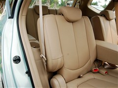 2007款 2.0L 7座豪华版