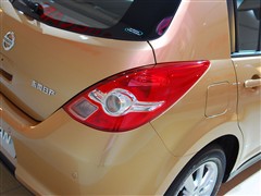 2008款 1.6L 自动豪华型