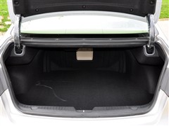 2011款 2.4L 尊贵型