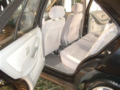 2005款 1.6L 标准型