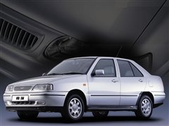 2005款 1.6L 标准型