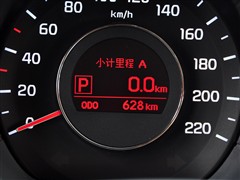 2011款 三厢 1.6L AT Premium