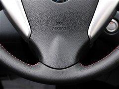 2011款 1.6T M-CVT致酷版