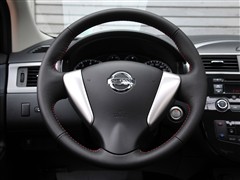 2011款 1.6T M-CVT致酷版