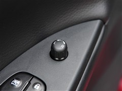 2011款 1.6T M-CVT致酷版
