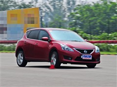 2011款 1.6T M-CVT致酷版